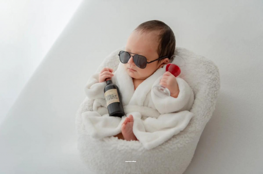 攸县孕妇肚脐眼突出来